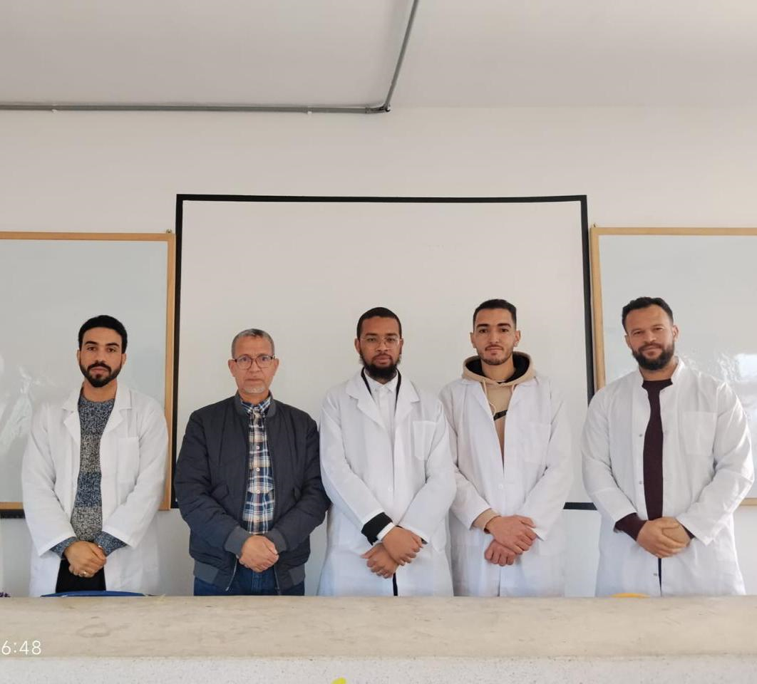 Avec mon collègue et M. Filali — Collège Zohour